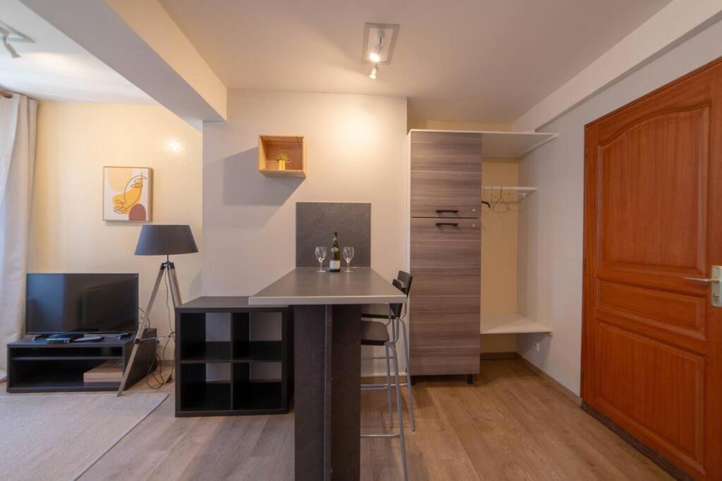 Apartament Le Beau Chardonnay, Au Coeur De Chablis Zewnętrze zdjęcie