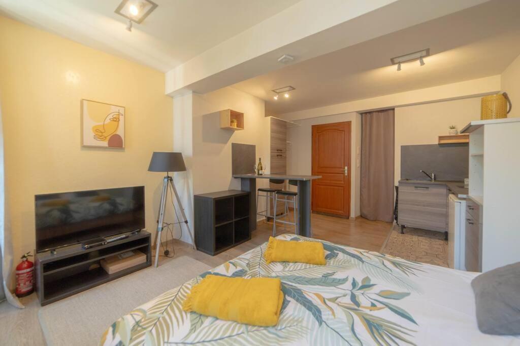 Apartament Le Beau Chardonnay, Au Coeur De Chablis Zewnętrze zdjęcie